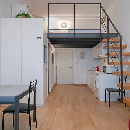 아파트 Ihost Center Studio - Uberti 11 *
